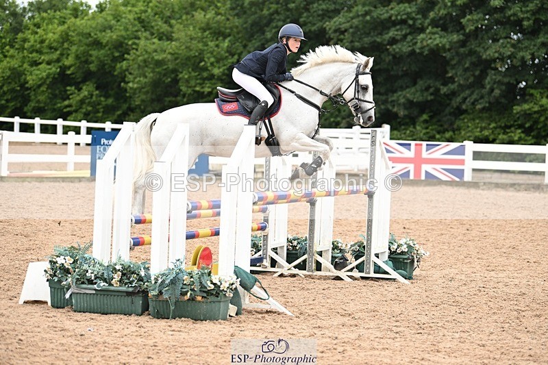 250629-140551-11521 - Cls 37 Newcomers and 1m Open