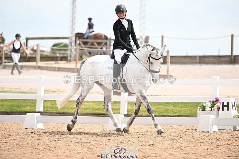 250620-120038-02887 - BD Cls 4 - Novice 5, 11.30am to 12.35pm