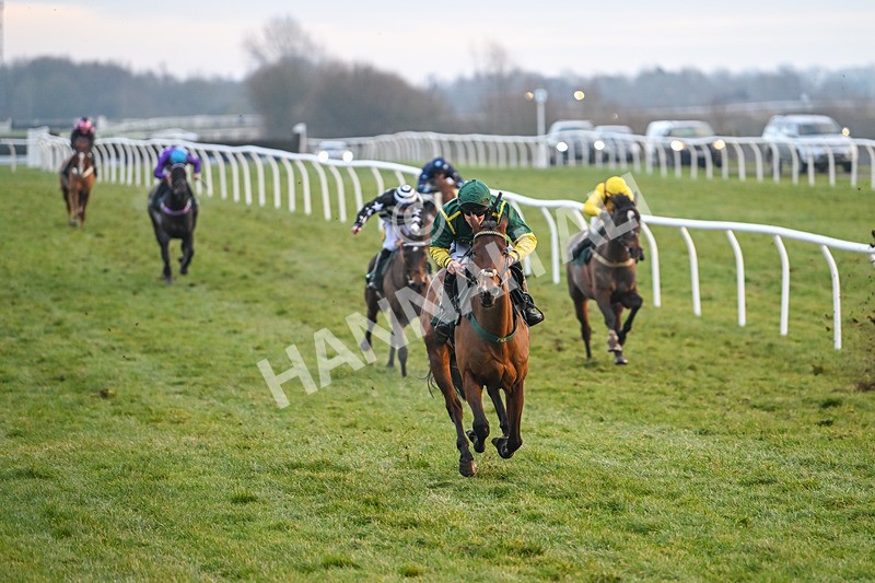 220125-Race 6-Bathgate-3603 - Race 6