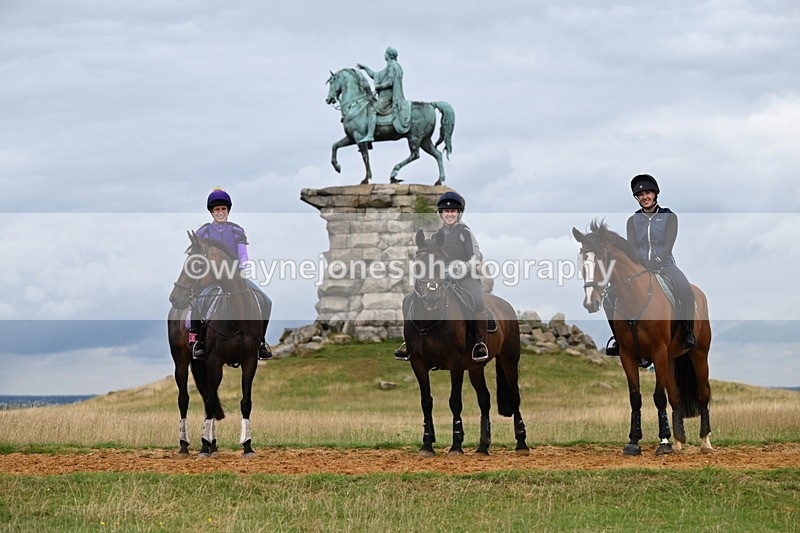 DSC_5250 - Time at Statue 11:46 to 12:16