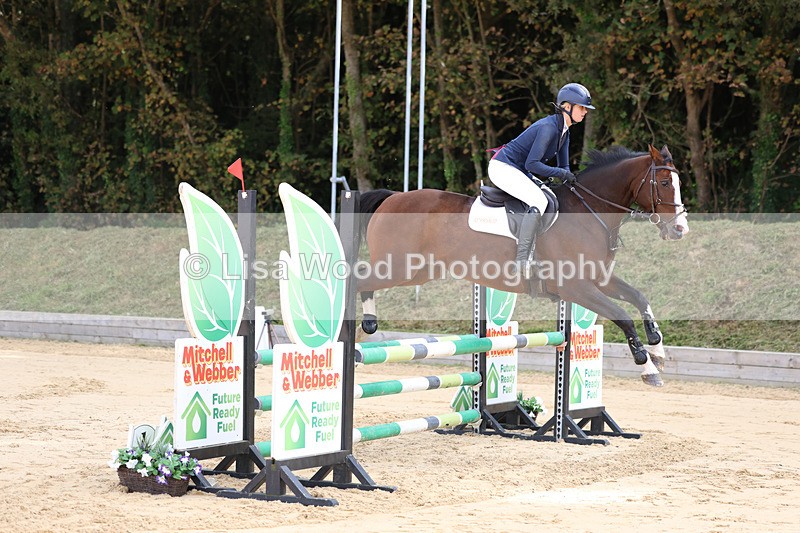 3E7A1978 - Class 4: Senior British Novice/90cm open