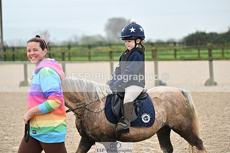 241110-093451-00016 - 40cm Showjumping