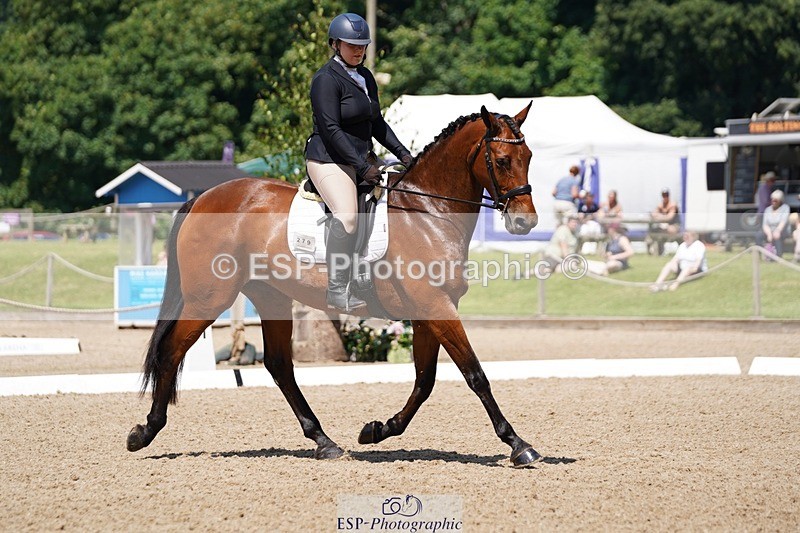 240719-114948-01327 - 279-Philippa_James-Lily_ley