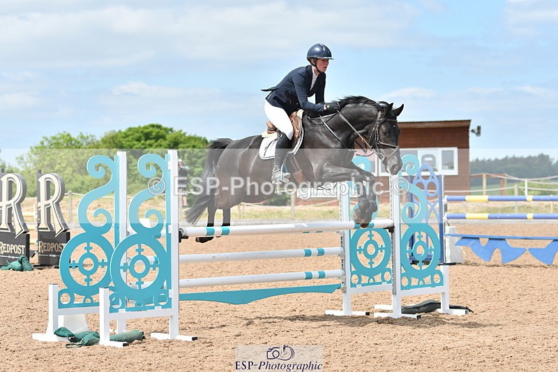 240609A-114636-04739 - Cls 17 Snr 1.05m Open