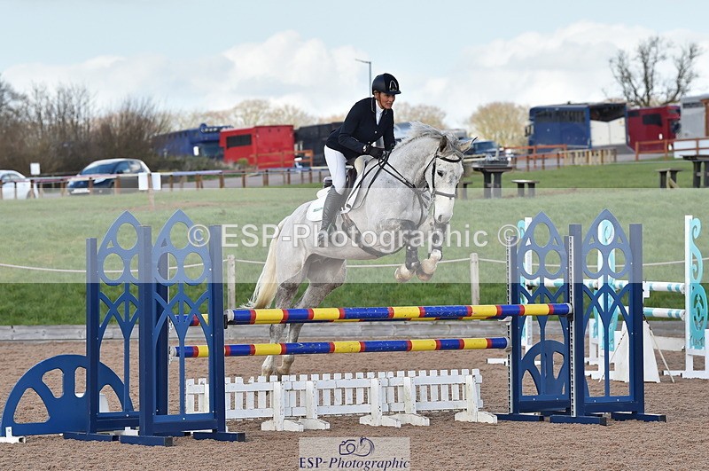 240306A-144202-01706 - Cls 4 Newcomers and 1.10m Open