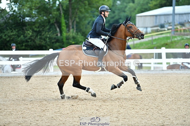 230721A-104024-05242 - Cls 30, 6 Yr Olds 1.20m