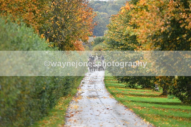 WJ5_6026 - B&B walk back for Hunt Tea !