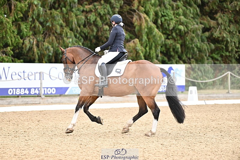 250808A-111331-00415 - 092-Bella.Balian-Beechwood.Joey