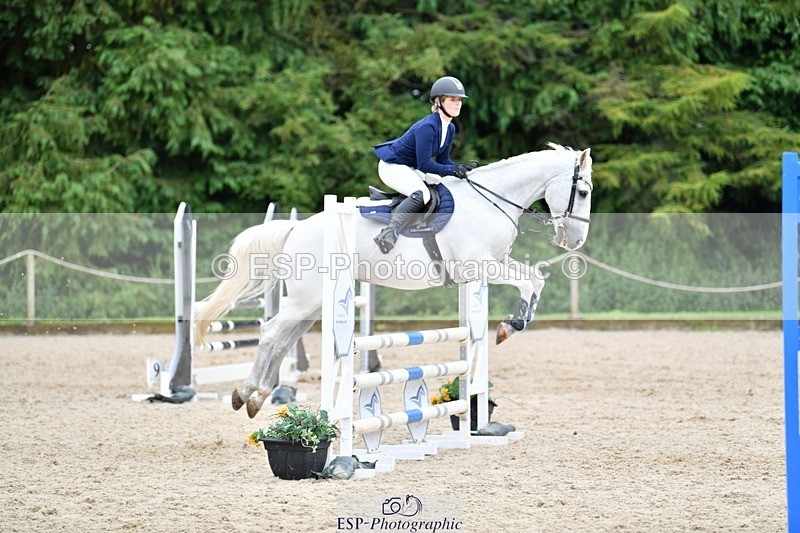 240712-111032-32916 - Cls 137 British Novice and 90cm Open