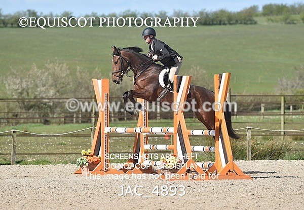 JAC_4893 - CLASS 13 SAT Senior BritiNovice/ 90cm Open