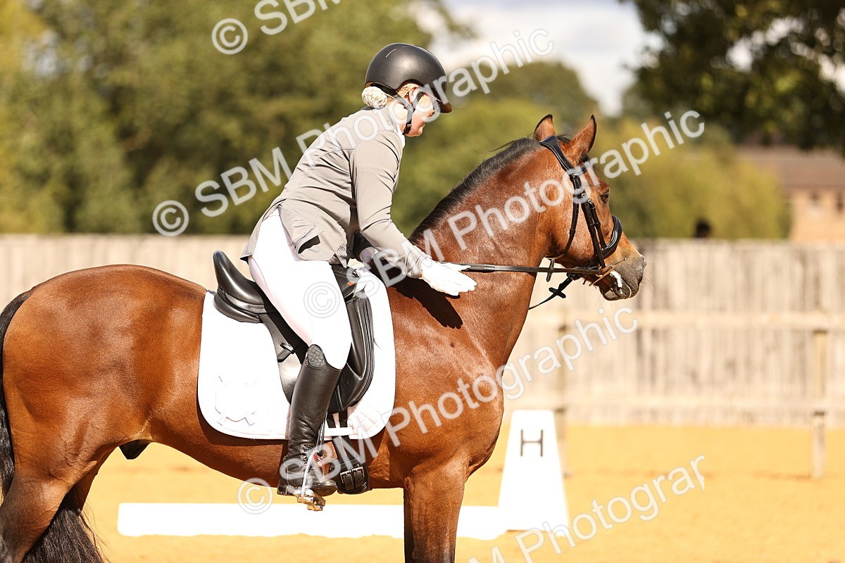 SBM_05400 - D30 Small Tour PYO Open