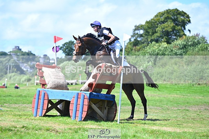 240811A-120623-02692 - 118-