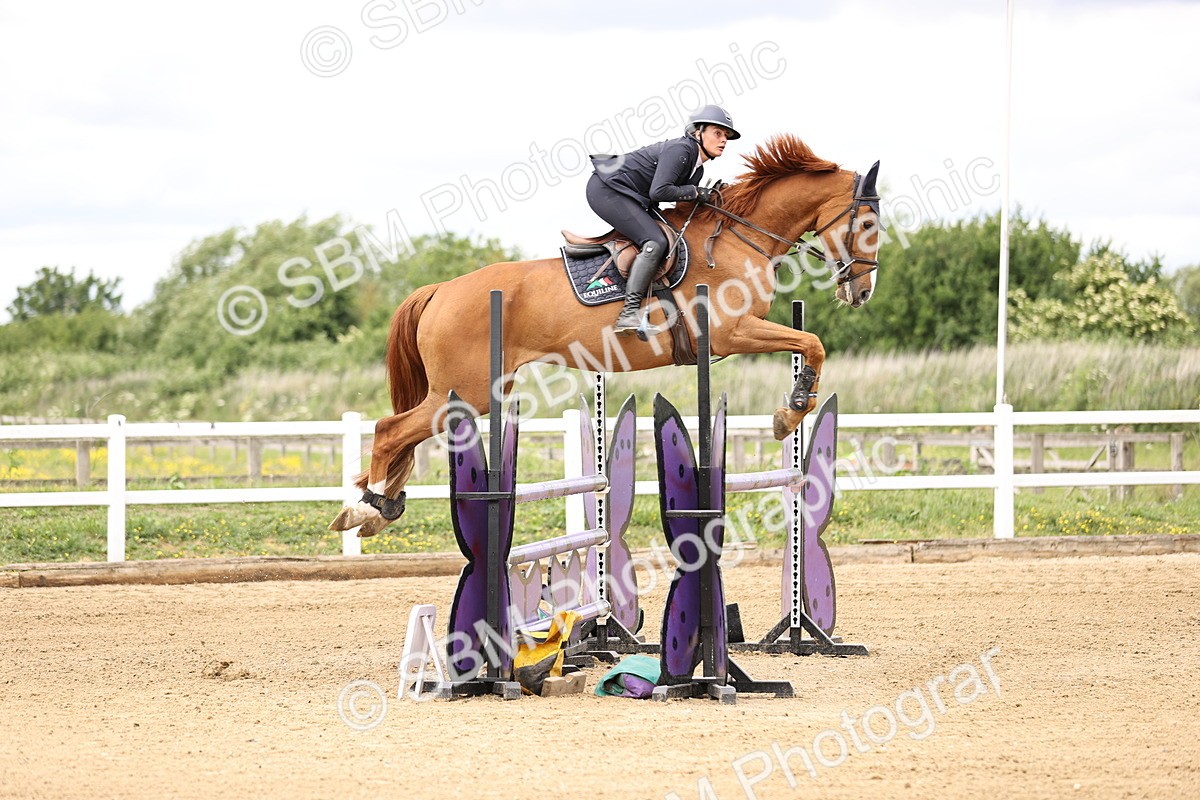 SBM_002932 - Class 11 - Senior Newcomers - 1.10m