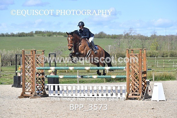 BPP_3573 - CLASS 7 Senior Foxhunter/ 1.20m Open