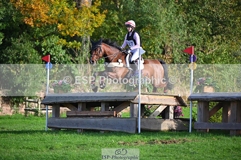 241025-153708-10381 - 227-Clementine.Crosthwaite.Eyre-LYJADOR