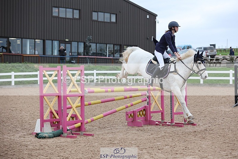 241116X-135836-02336 - Cls 14 A&B Pony Fox & 1.10m Open