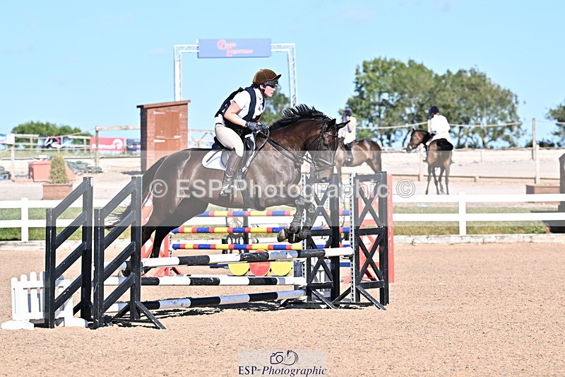 250708A-175632-00388 - 80cm Classes