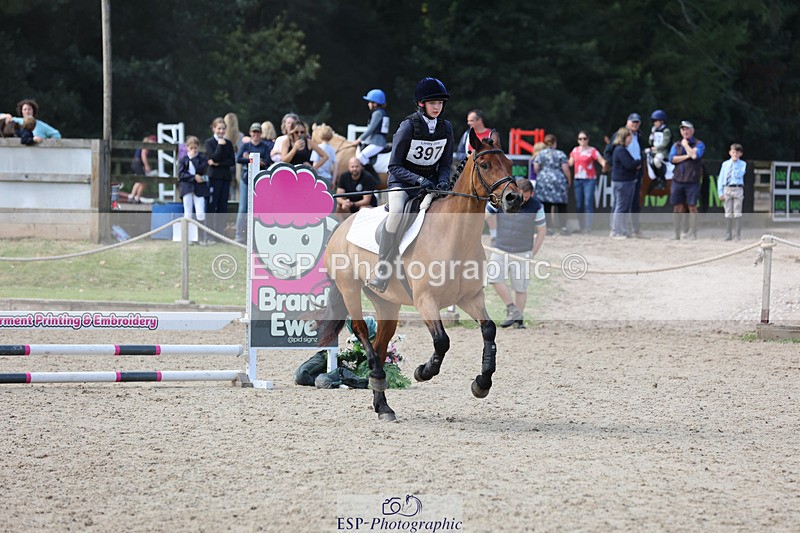 240823X-115745-16607 - 60cm R1 11.30 to 13.30