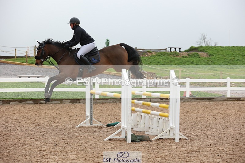 231112A-113555-03700 - Cls 18 Discovery & 1m Open