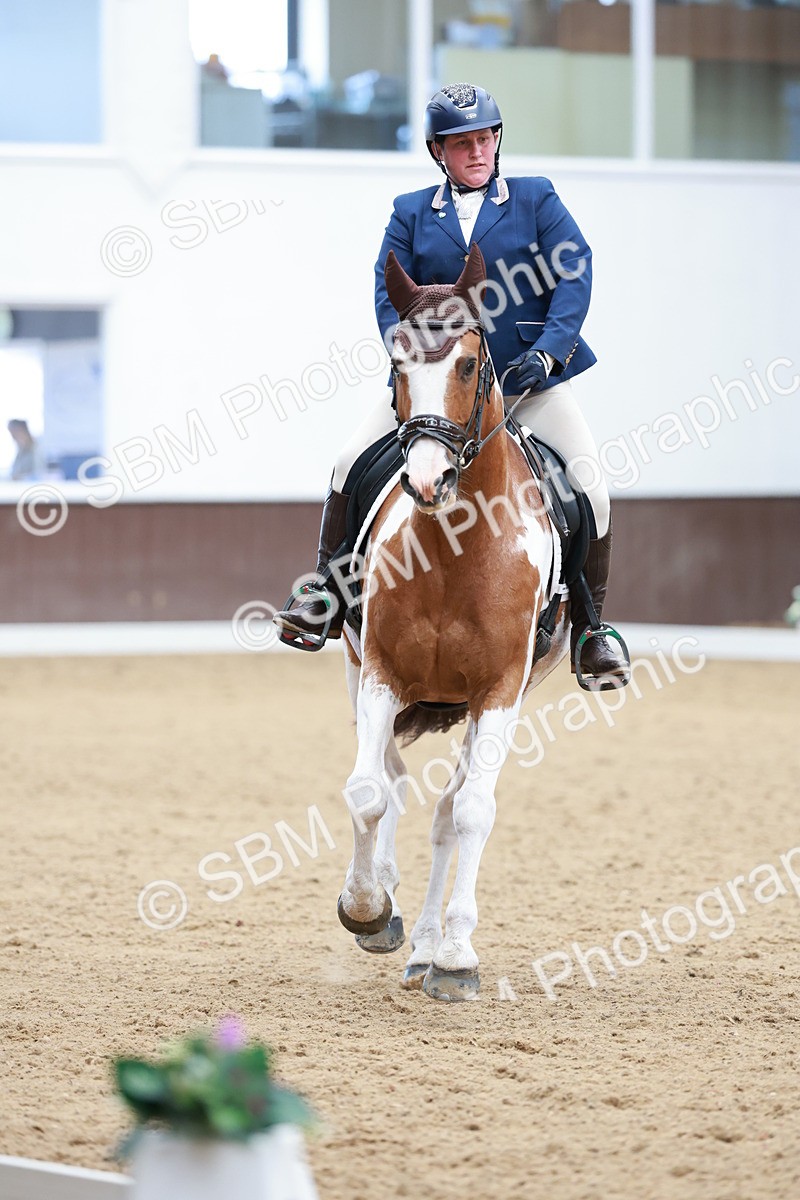 SBM_010069 - Class 6b - Novice 6 - 12.40-13.43