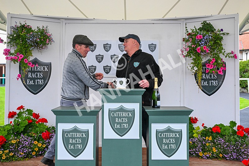 011025-Race 7-Lightning Tiger-0167 - Race 7