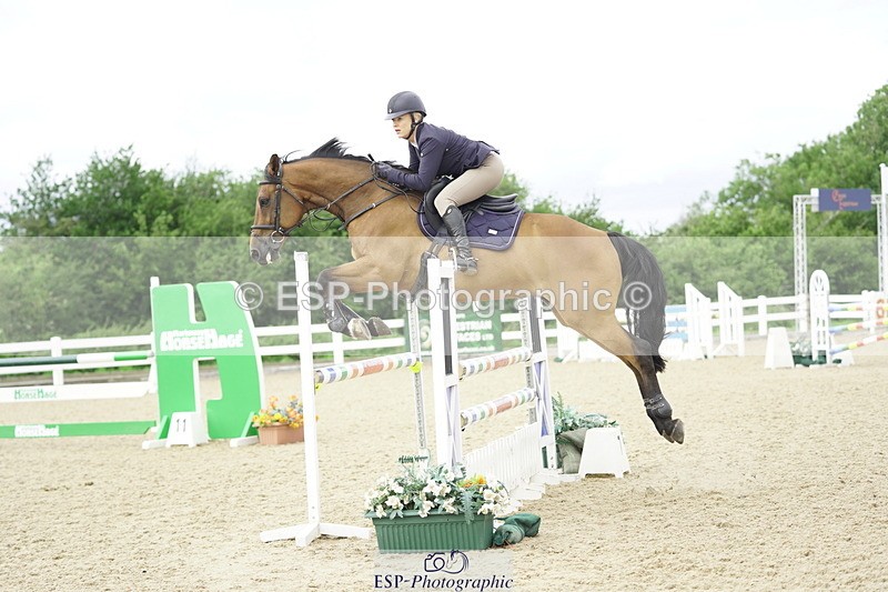230728A-150914-02618 - Cls 11 1.05m Amateur Quali