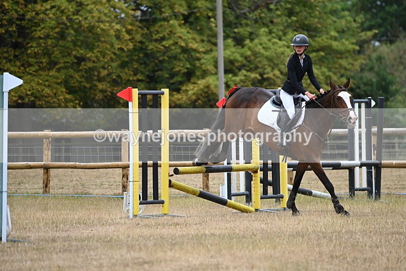 WJ6_0601 - Class 14 Intermediate Jumping 75cm