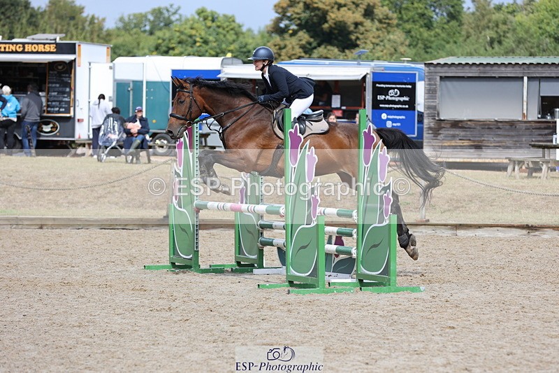 250829A-122721-01648 - Cls 7 British Novice and 90cm