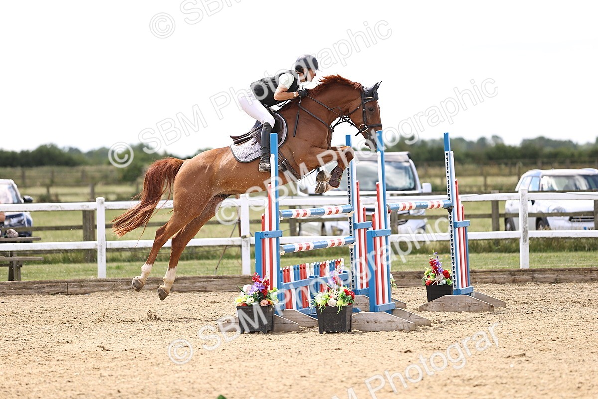 SBM_003589 - Class 22 - Senior Foxhunter 1.20m