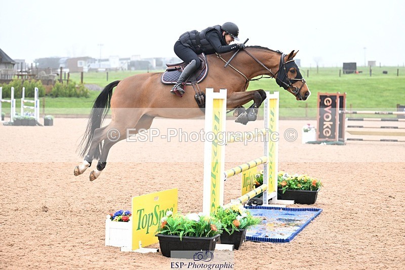 260327-122008-00729 - Cls 3 Foxhunter