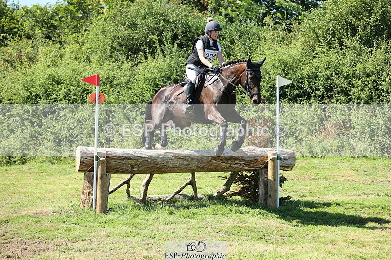 240811A-151050-05467 - 224-