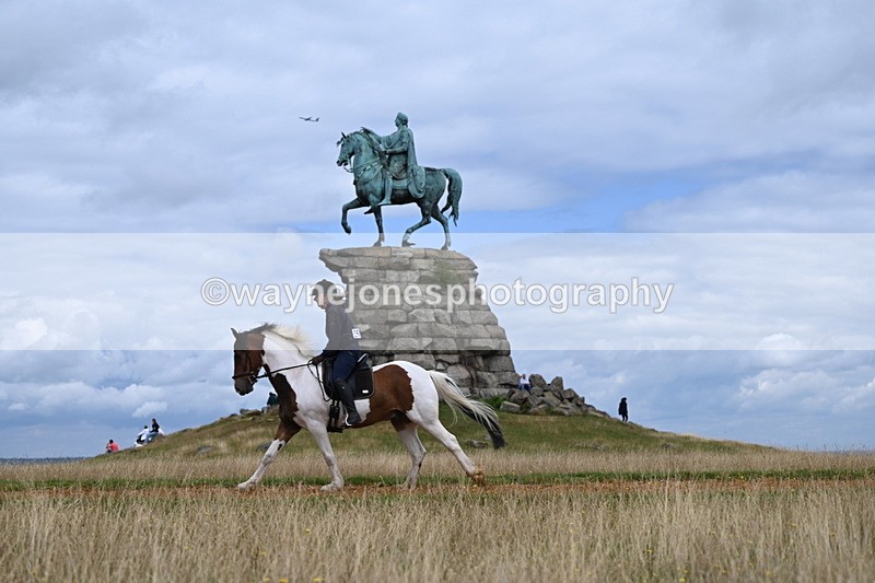 DSC_6970 - Time at Statue 12:45 to 13:15