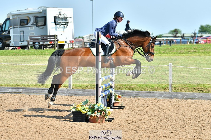 230609A-100759-00027 - Cls 1 Snr 1.05m & 1.10m Open