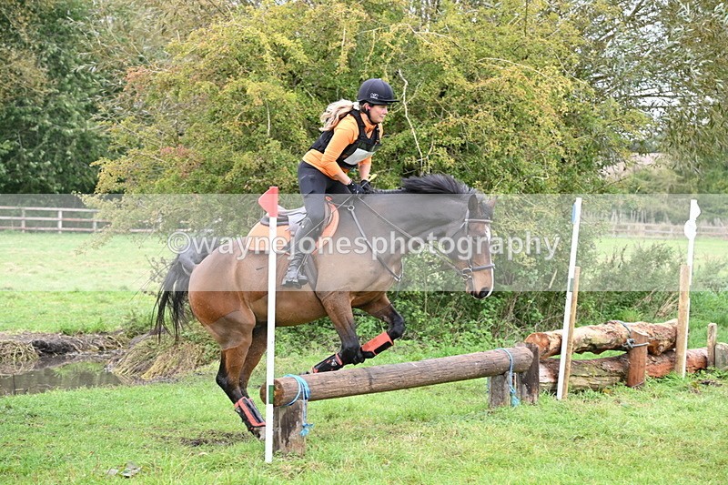 WJ6_6044 - Time at Photographer 12:41 to 13:05