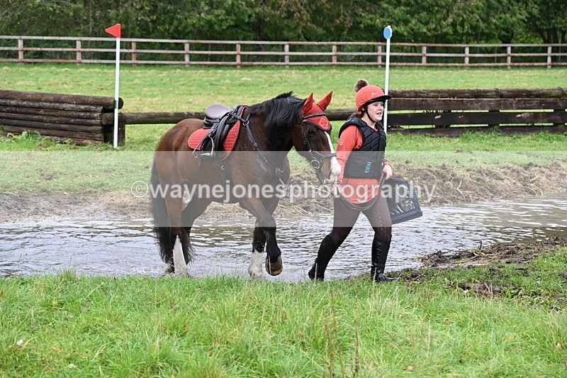 WJ6_6357 - Time at Photographer 12:41 to 13:05