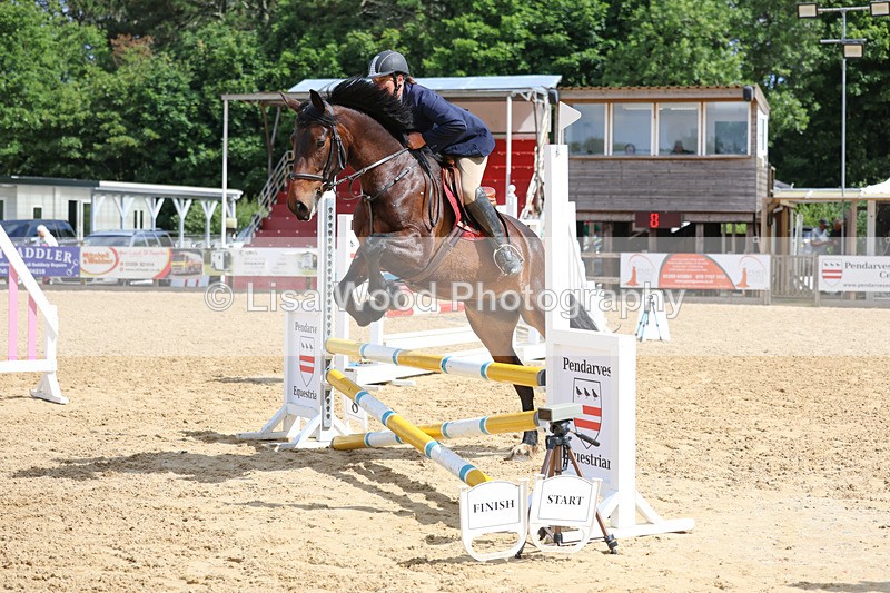 3E7A2942 - Class 3: 80cm Junior and Seniors