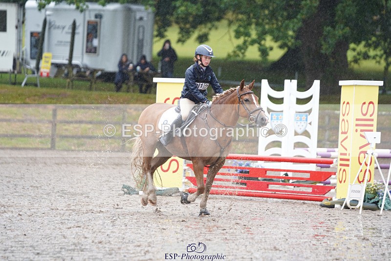 240824X-084420-20390 - 70cm Round 1 8.30 to 9.30