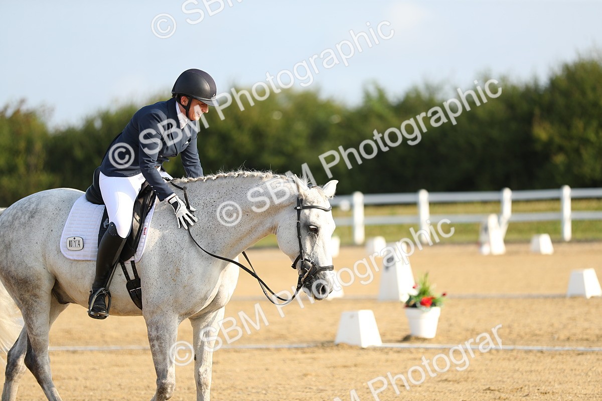 SBM_014950 - Class 13 - Novice 23 - 8,30-9.33