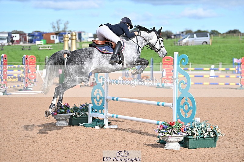 231015A-130906-08106 - Cls 30 Foxhunter & 1.20m Open