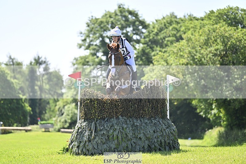 240525-105539-12374 - 322-CHILLI_KING-Gemma_Stevens
