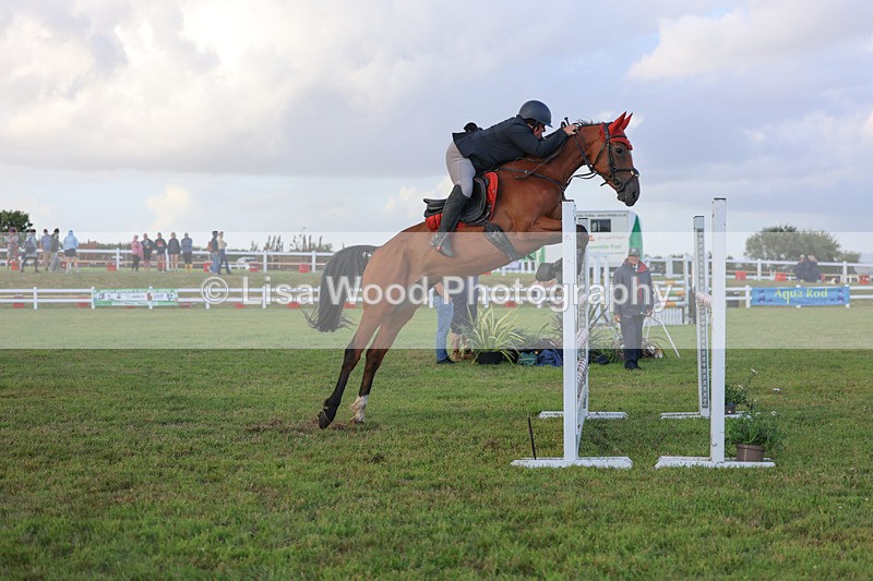 3E7A4881 - Class C1: Showjumping Senior Newcomers/1.10m open