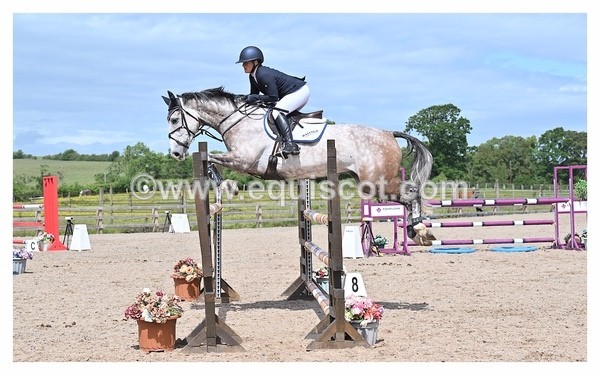 BPP_1213 - CLASS 6 FRI Senior Foxhunter/ 1.20m Open