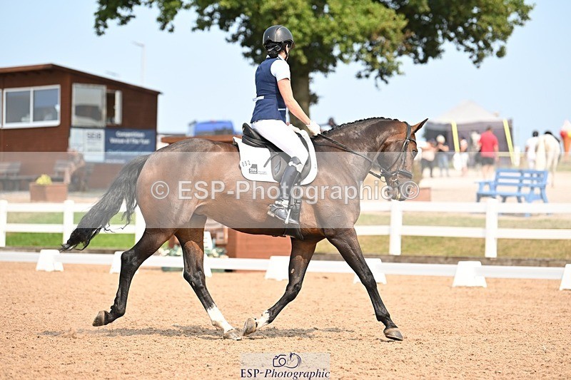 250816-141055-05029 - 052-Marcela.PomphreyLinkeltje.DE.J