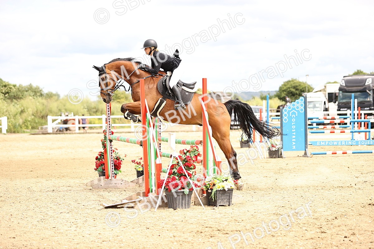 SBM_007838 - Class 19 - Senior Newcomers - 1.10m