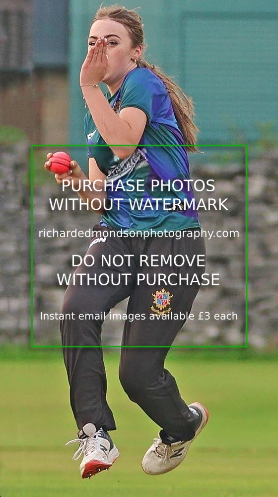 533A5498 - Kendal Cricket Women & Girls vs Carnforth Cricket Women & Girls (28/5/26)