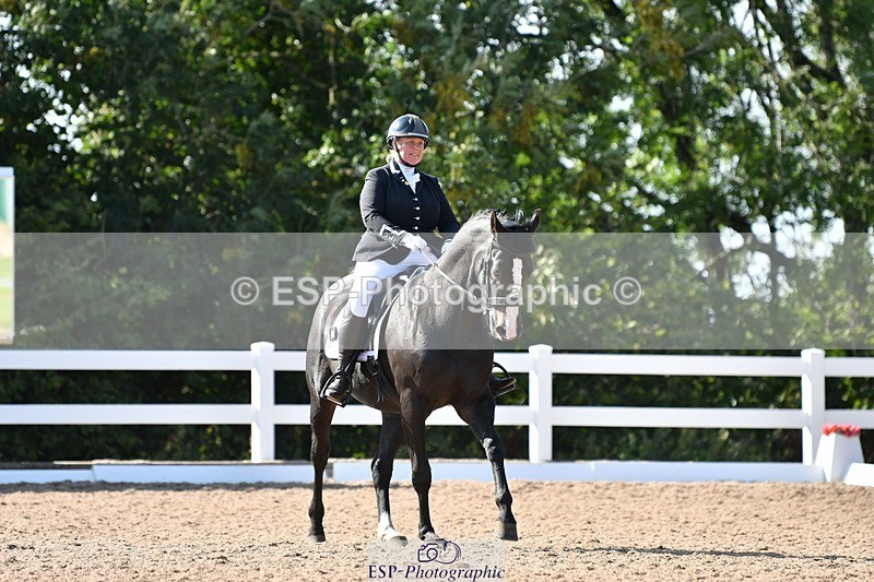 250906-155559-04493 - 057-Joanna.JohnsRockoko