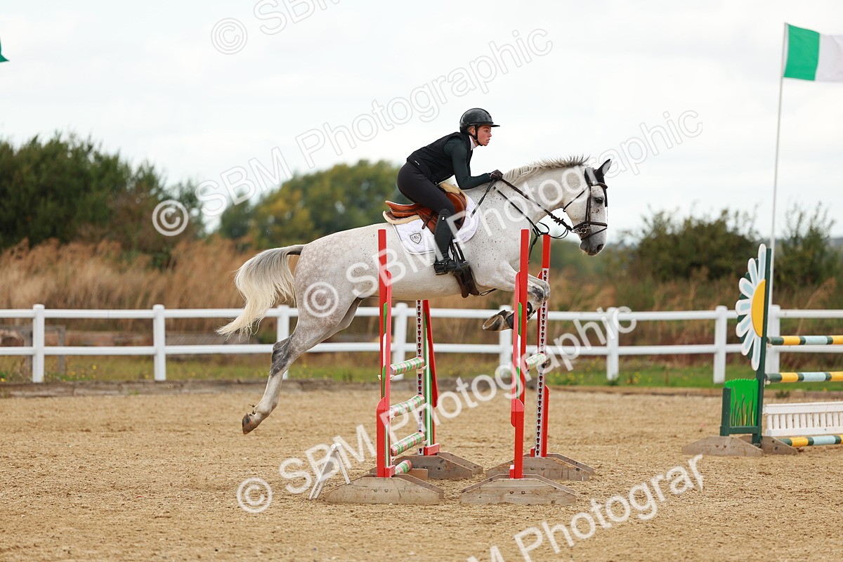 SBM_001456 - Class 4 - Senior Newcomers - 1.10m