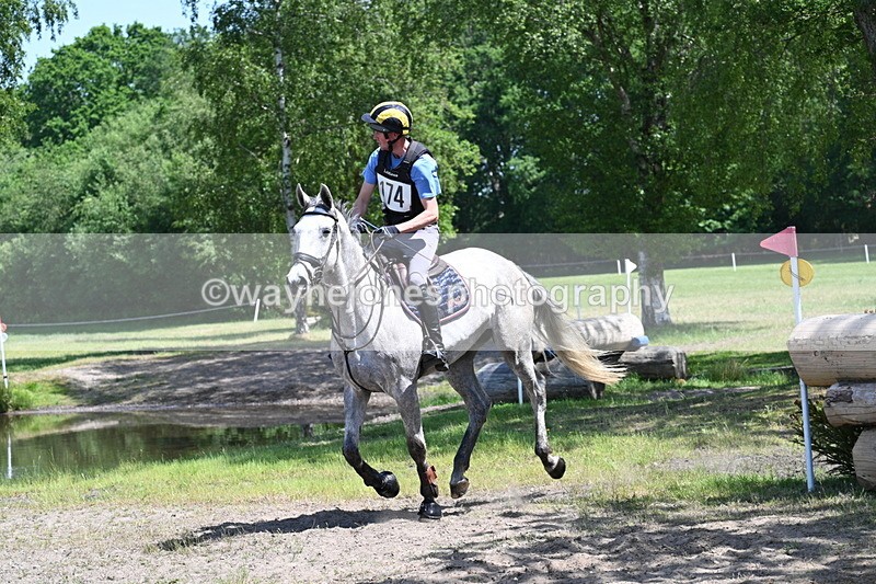 WJ7_4345 - Time 12:33 to 12:57