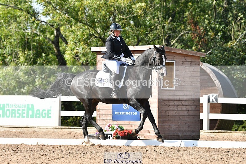 250906-155948-04528 - 057-Joanna.JohnsRockoko