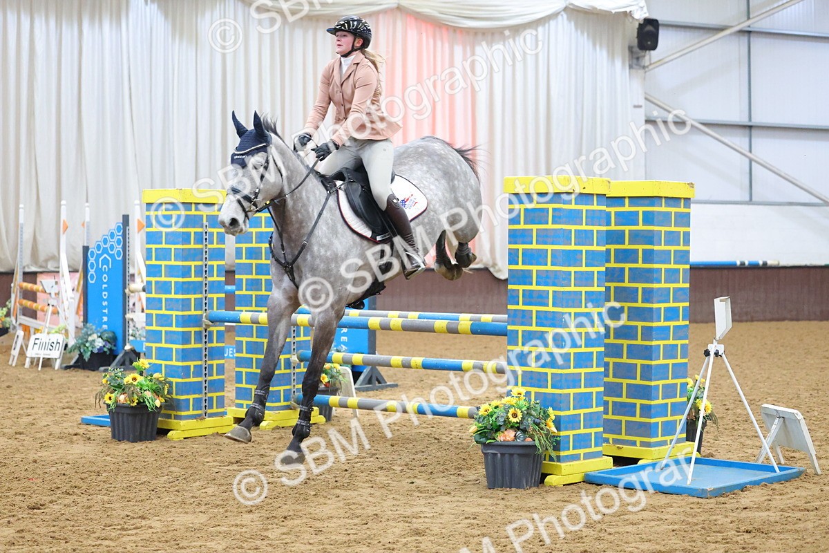 SBM_008268 - Class 21 - Nupafeed Supplements Senior Discovery/ 1m Open - First Round (1.00m)